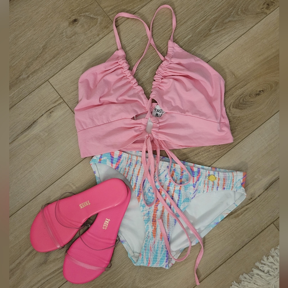 Princess Polly Hot Neon Pink Strappy Halter Crop Top